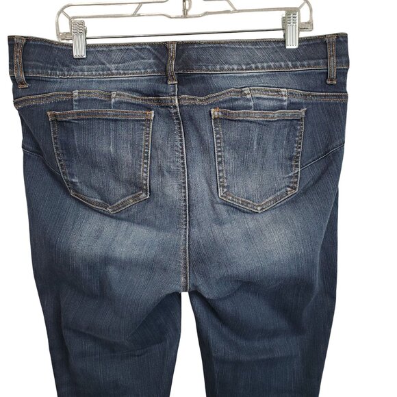 Torrid 16R Jeans Bombshell Skinny Dark Wash Stretch Denim Mid Rise Distressed - Picture 6 of 13
